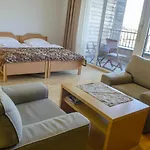 Apartahotel Mari I