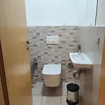 Mari I شقة فندقية