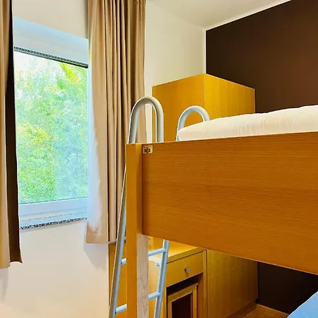 Mari I Apartahotel 4*
