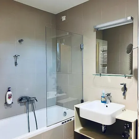 Mari I Aparthotel Maribor