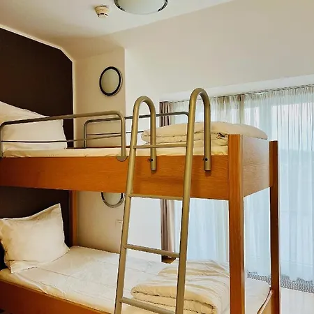 Mari I Apartahotel Máribor