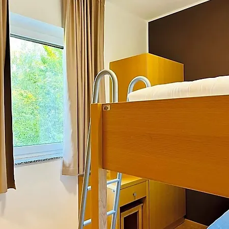 Mari I Aparthotel Maribor