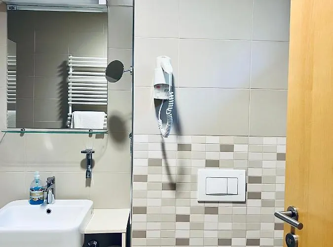 Hotel apartamentowy Mari I Maribor