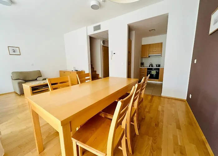 Mari I Aparthotel 4*