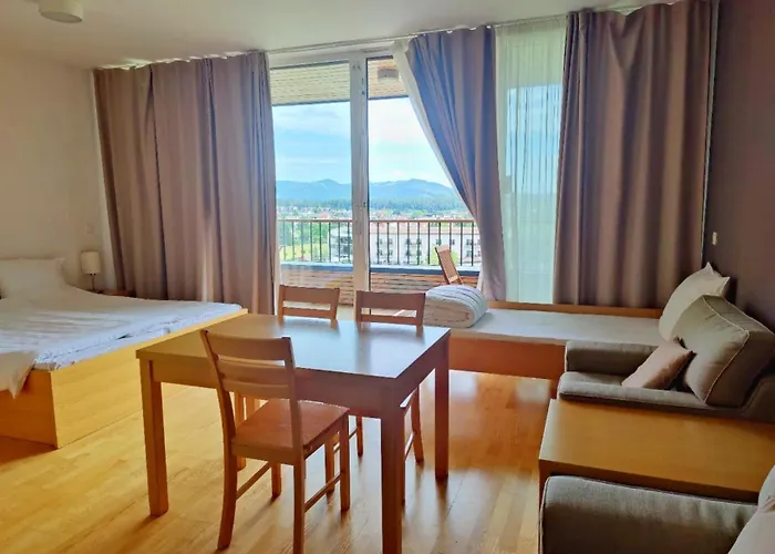 Hotel apartamentowy Mari I